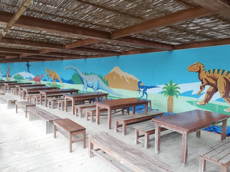 チャマゴン広場にある休憩スペース