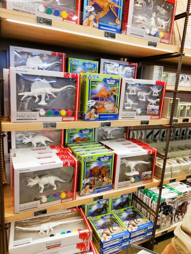 ペイントモデル/恐竜発掘キット