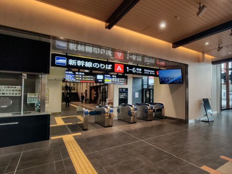 北陸新幹線　福井駅